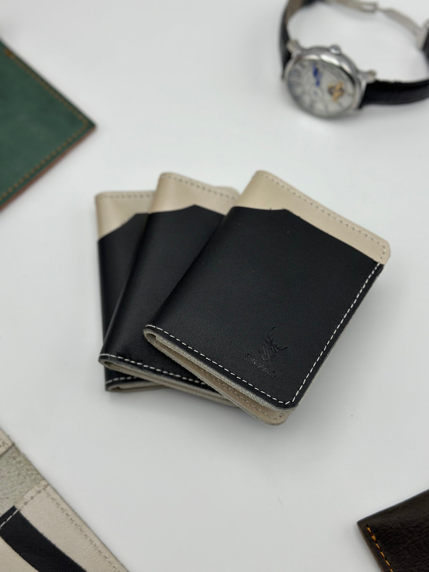 Luxury Cow Leather Wallet - Guaranteed Quality from SMHIDE SM-B02